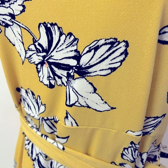 Yellow Dress with Floral Print - Picture 2 of 4